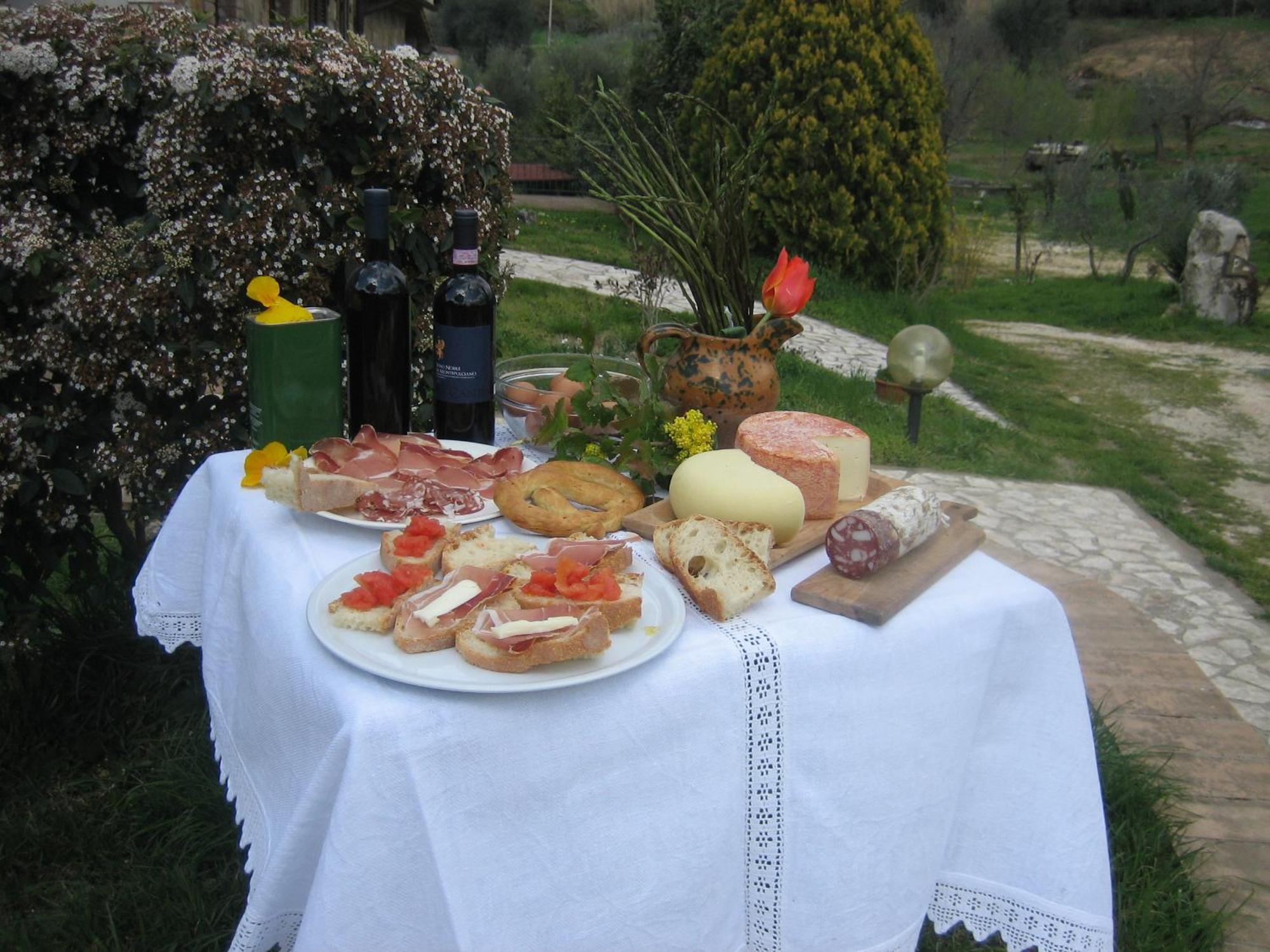 Agriturismo Casa Fibbianello Semproniano Eksteriør bilde